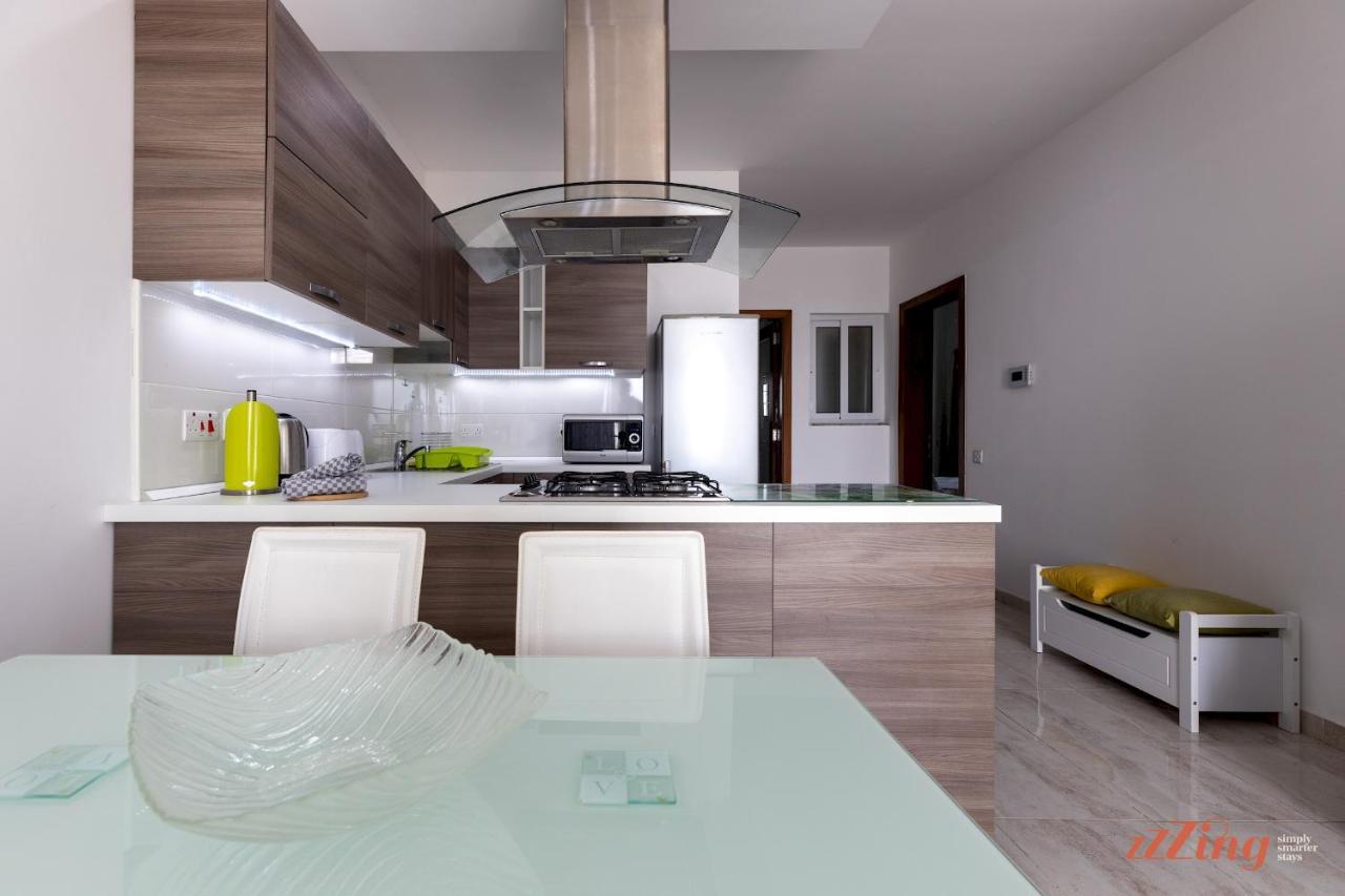 Sunny Penthouse Wterrace And Open Views Apartment St. Paul's Bay Luaran gambar