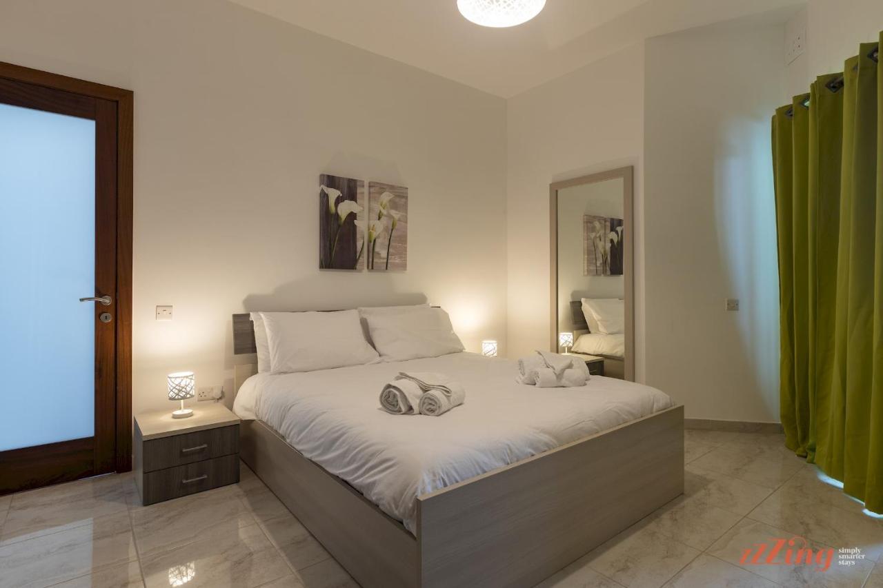 Sunny Penthouse Wterrace And Open Views Apartment St. Paul's Bay Luaran gambar