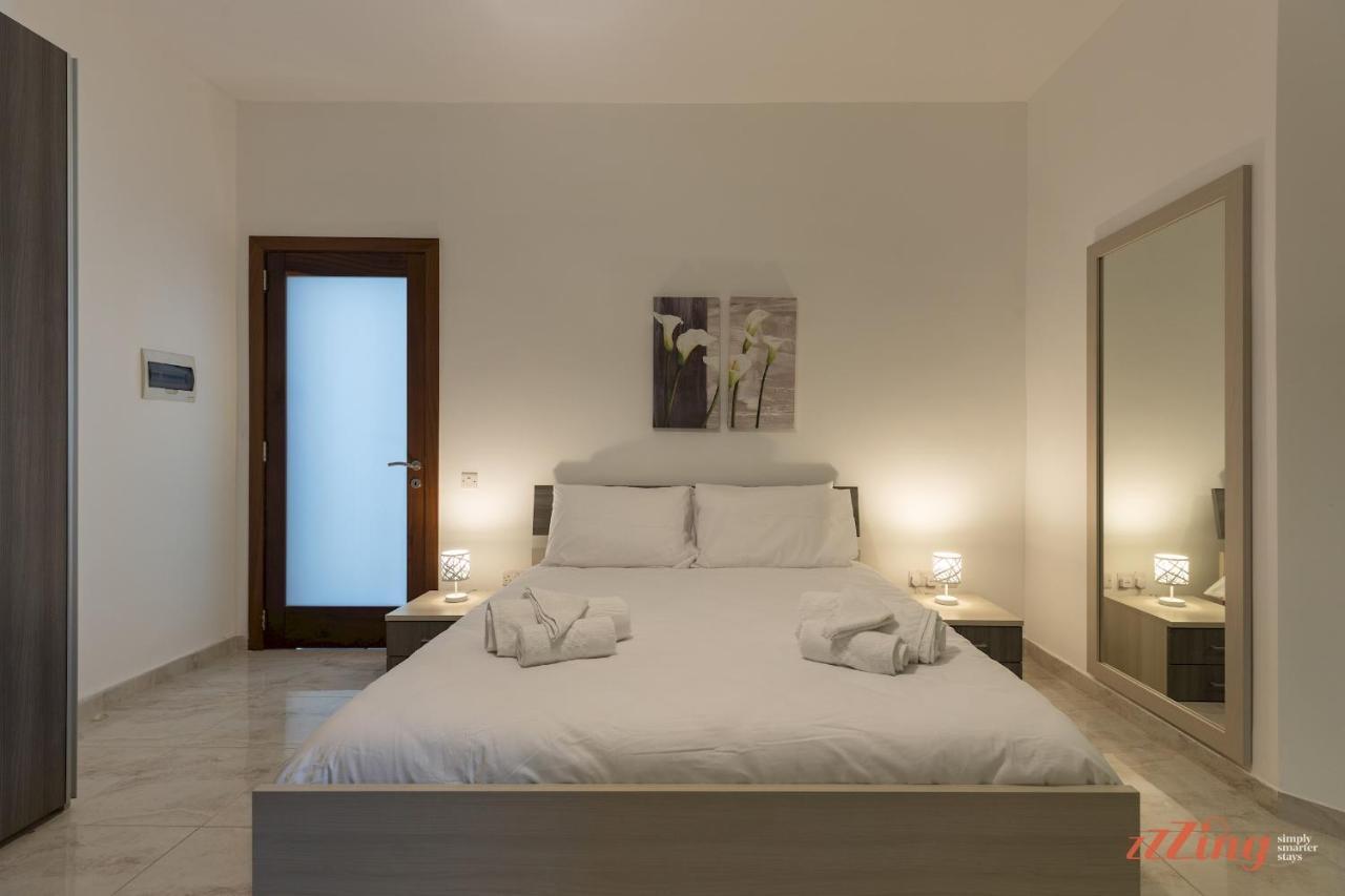 Sunny Penthouse Wterrace And Open Views Apartment St. Paul's Bay Luaran gambar